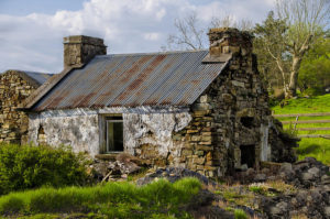 poor irish cottage